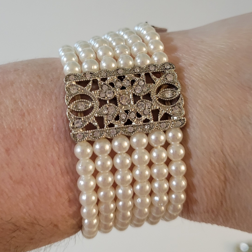 Mariell Faux Pearl Stretch Bracelet
